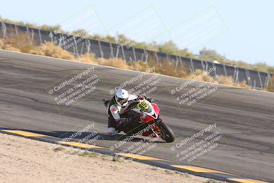 media/Nov-17-2024-CVMA (Sun) [[1fec520723]]/Race 11-Amateur Supersport Open/